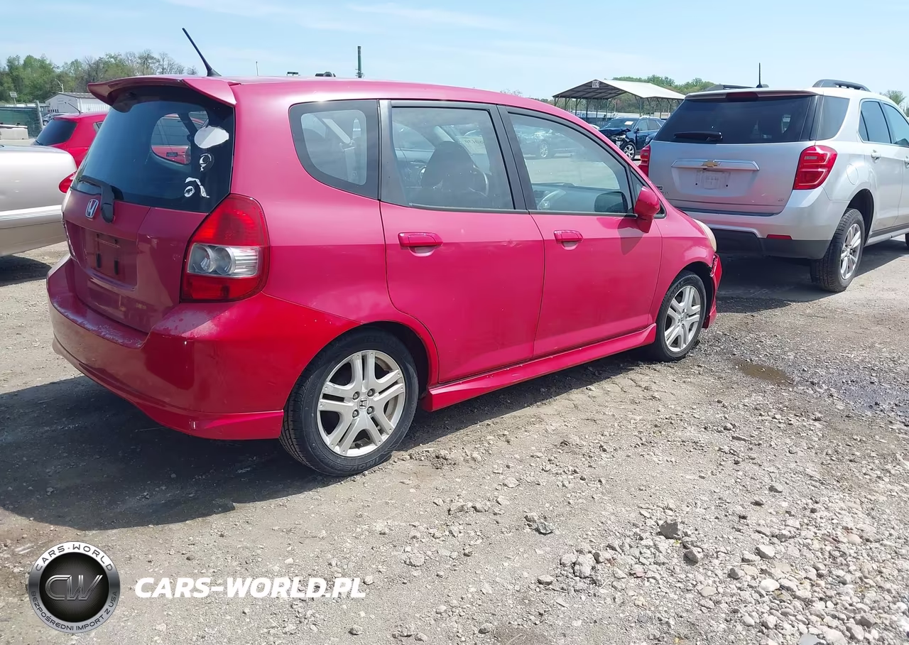 2007 Honda Fit Sport VIN:JHMGD38667S014107 - 4