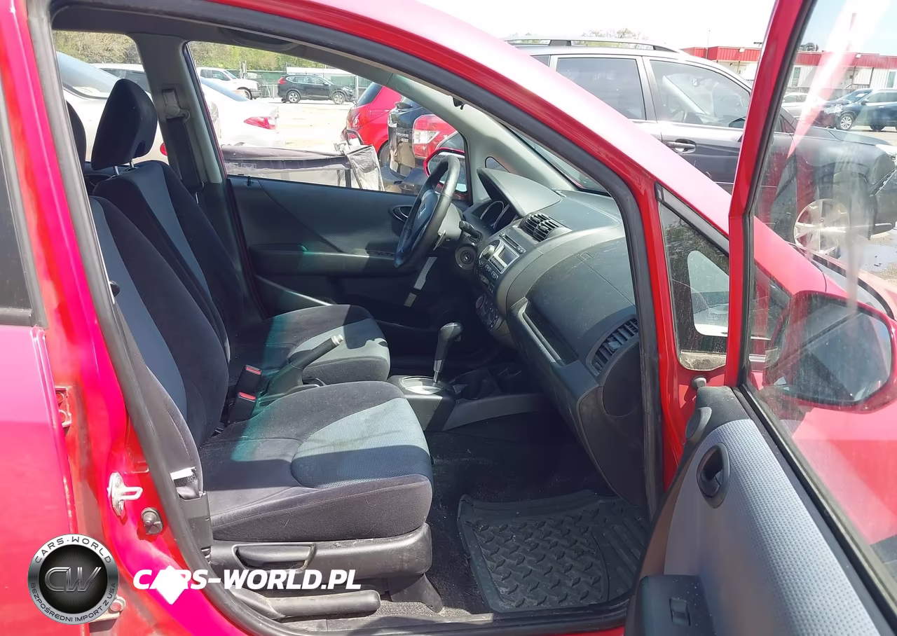 2007 Honda Fit Sport VIN:JHMGD38667S014107 - 5