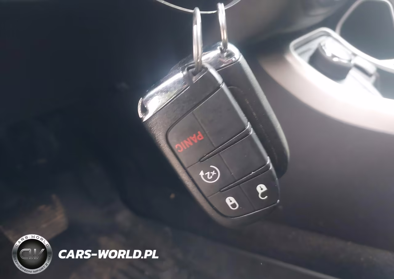 2019 Jeep Compass Latitude 4X4 VIN:3C4NJDBB4KT678460 - 11