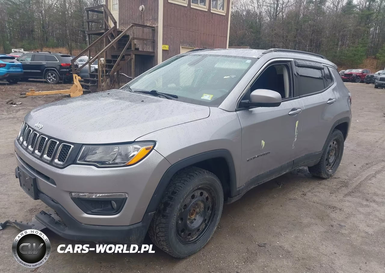 2019 Jeep Compass Latitude 4X4 VIN:3C4NJDBB4KT678460 - 2