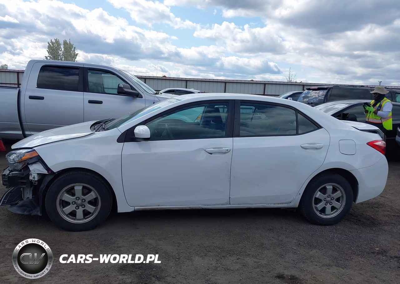 2019 Toyota Corolla Le VIN:5YFBURHE3KP927777 - 14