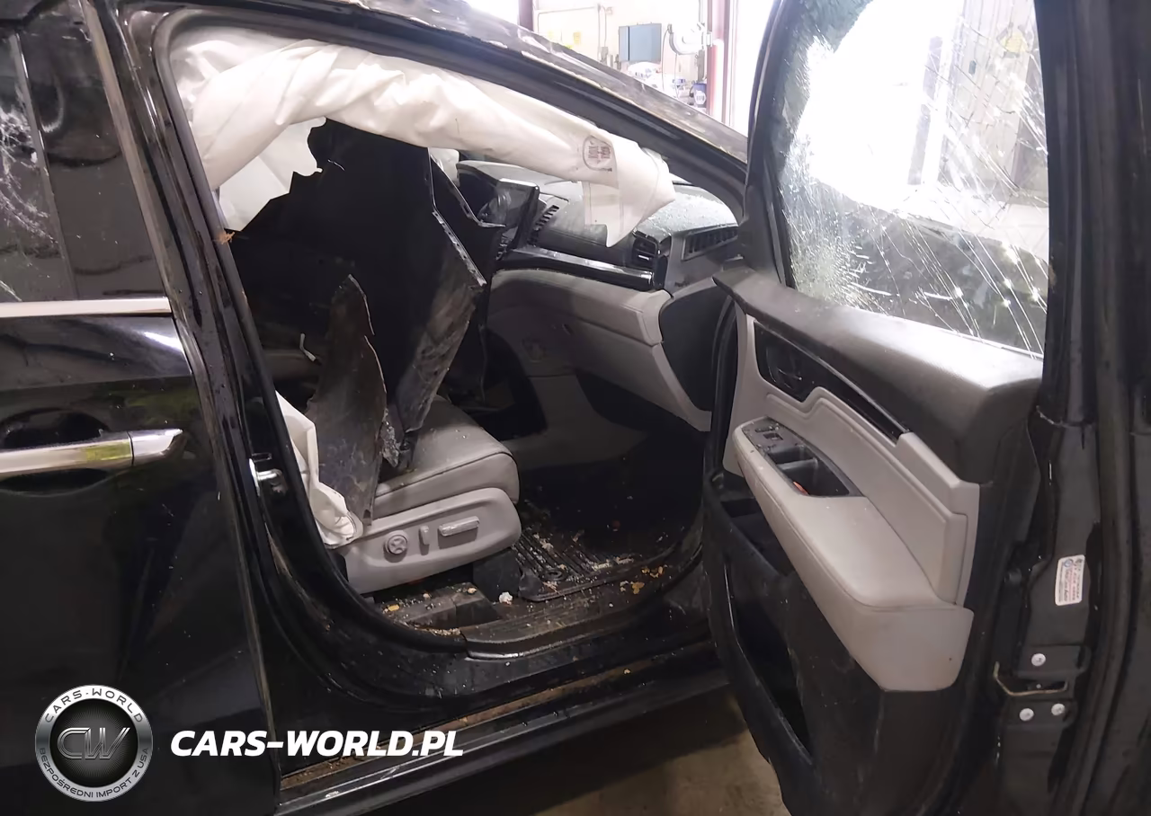 2022 Honda Odyssey Elite VIN:5FNRL6H98NB051629 - 5