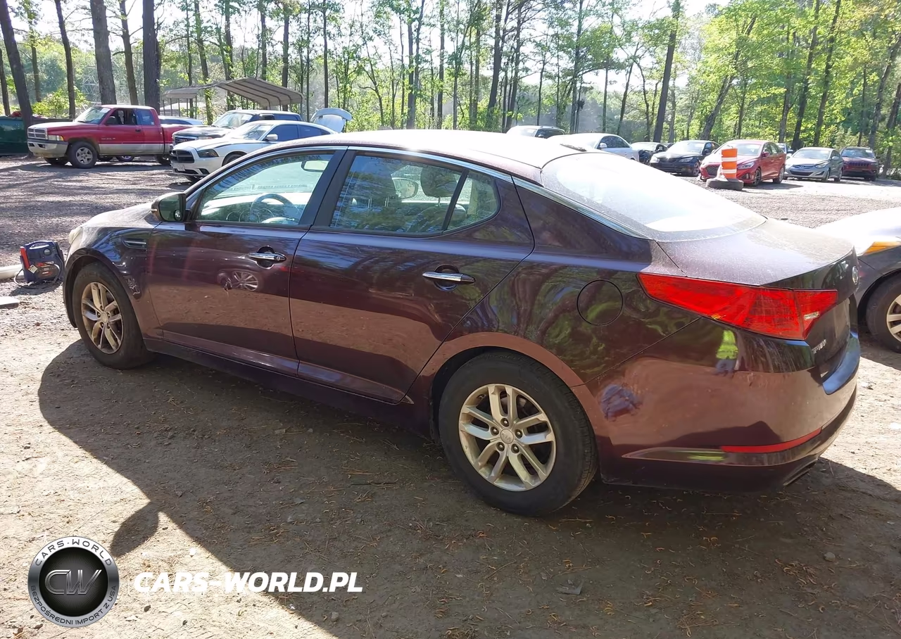 2012 Kia Optima Lx VIN:5XXGM4A70CG022380 - 3