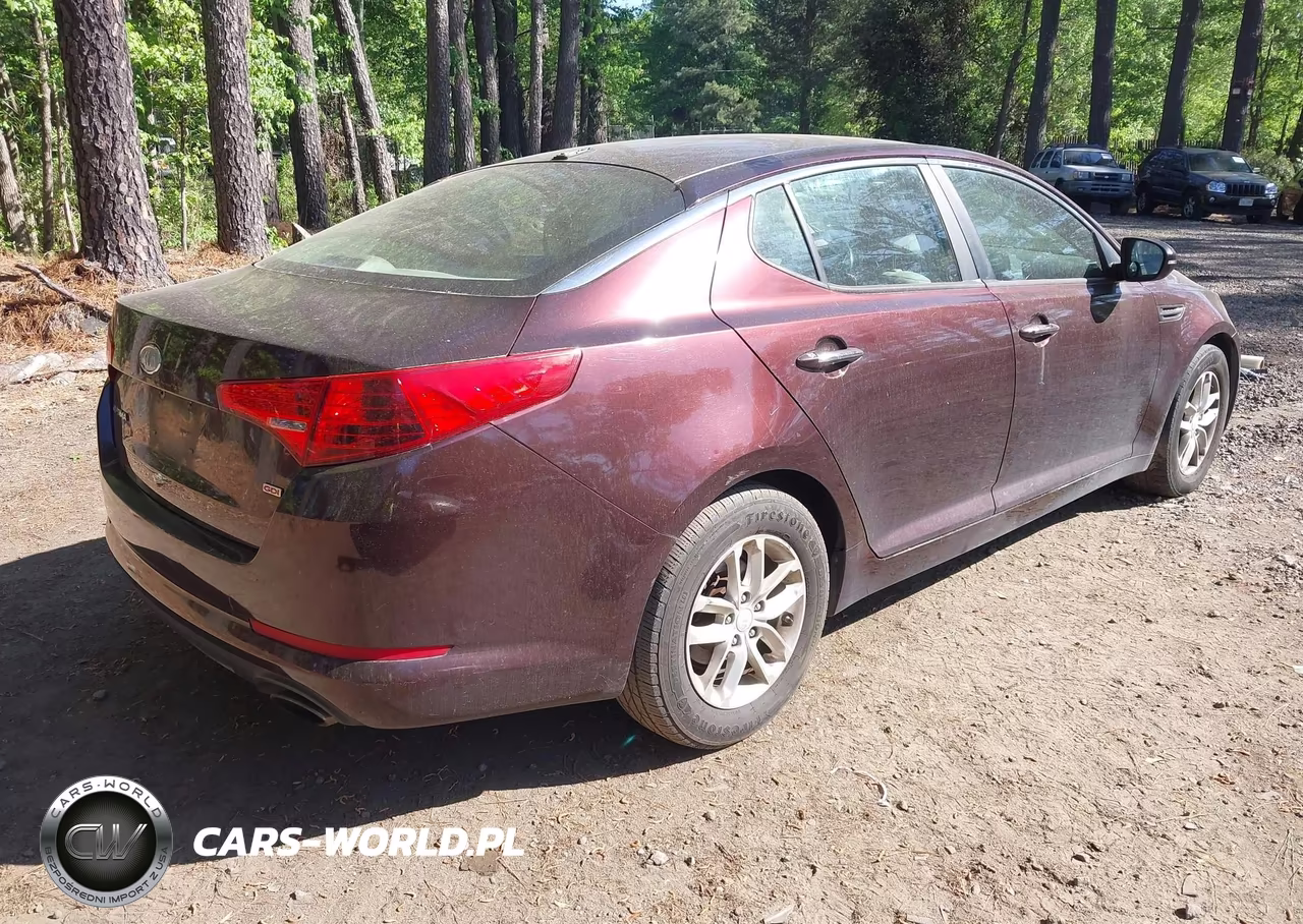 2012 Kia Optima Lx VIN:5XXGM4A70CG022380 - 4
