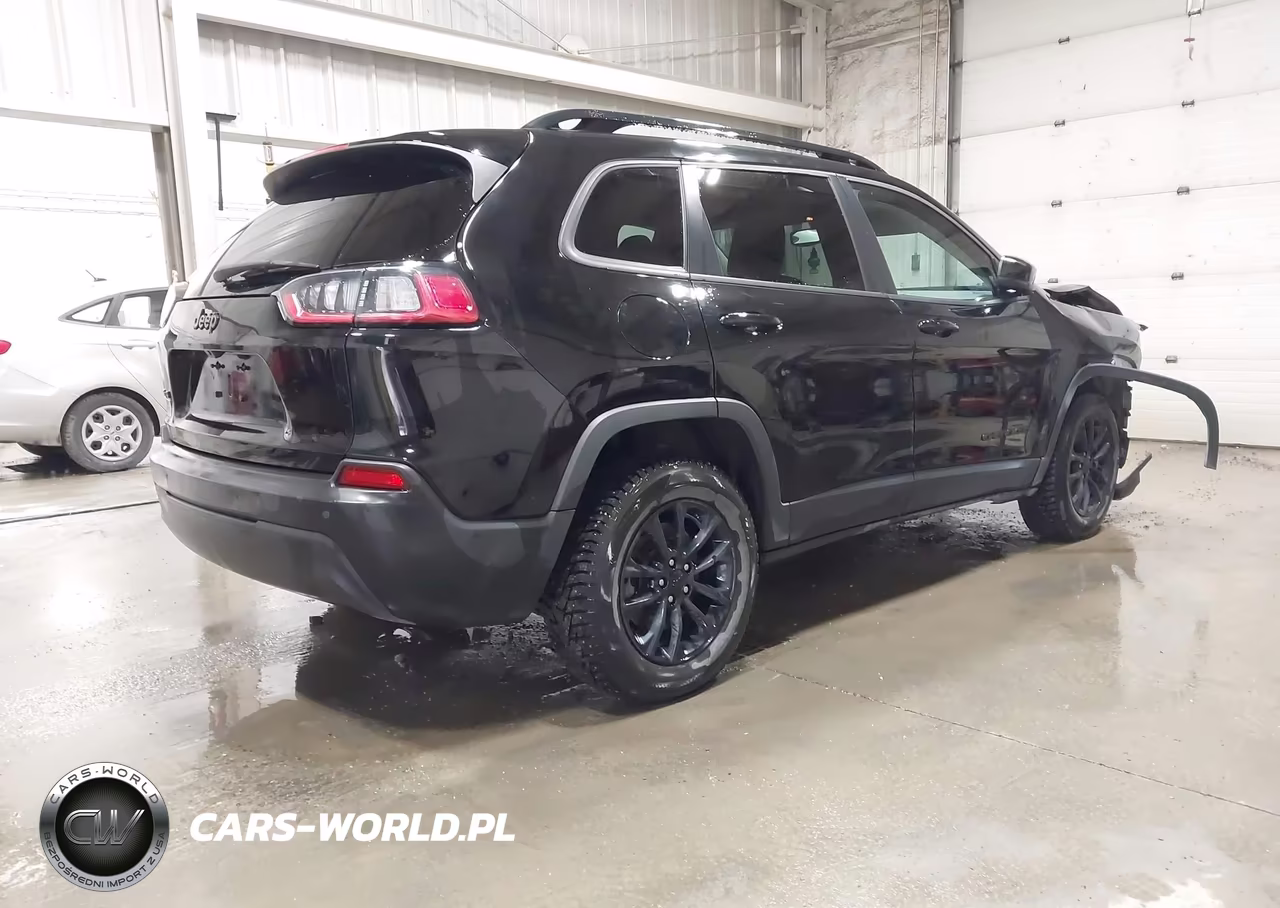 2023 Jeep Cherokee Altitude Lux 4X4 VIN:1C4PJMMB3PD101003 - 4