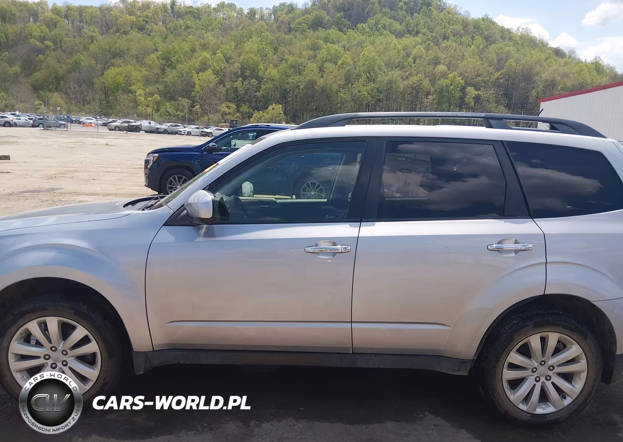 2013 Subaru Forester 2.5X Limited VIN:JF2SHAEC2DH425514 - 15