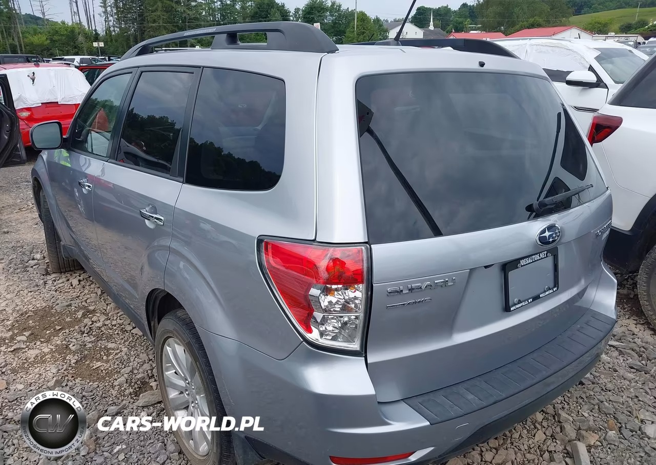 2013 Subaru Forester 2.5X Limited VIN:JF2SHAEC2DH425514 - 3