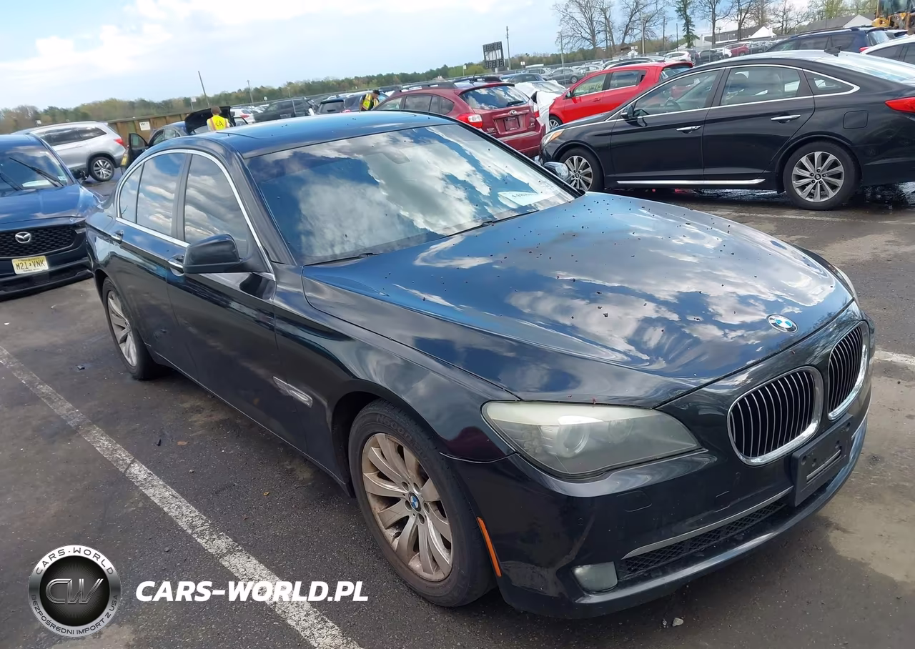 2009 BMW 750I