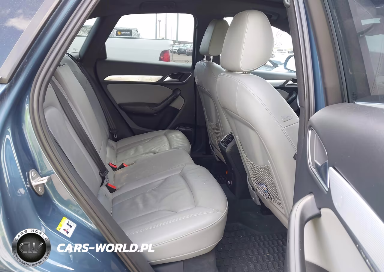 2017 Audi Q3 2.0T Premium VIN:WA1FCCFS3HR003357 - 8