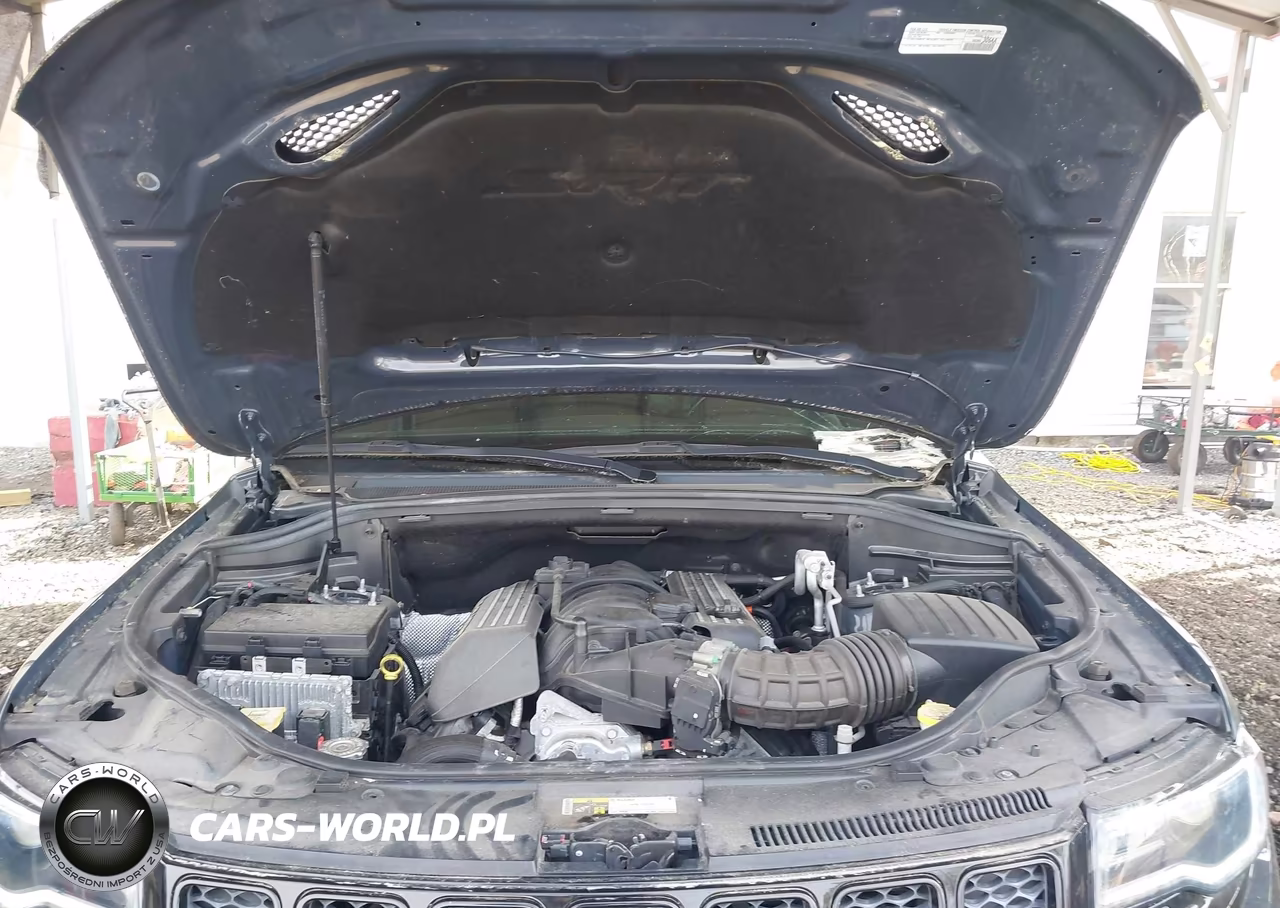 2018 Jeep Grand Cherokee Srt 4X4 VIN:1C4RJFDJ7JC382361 - 10