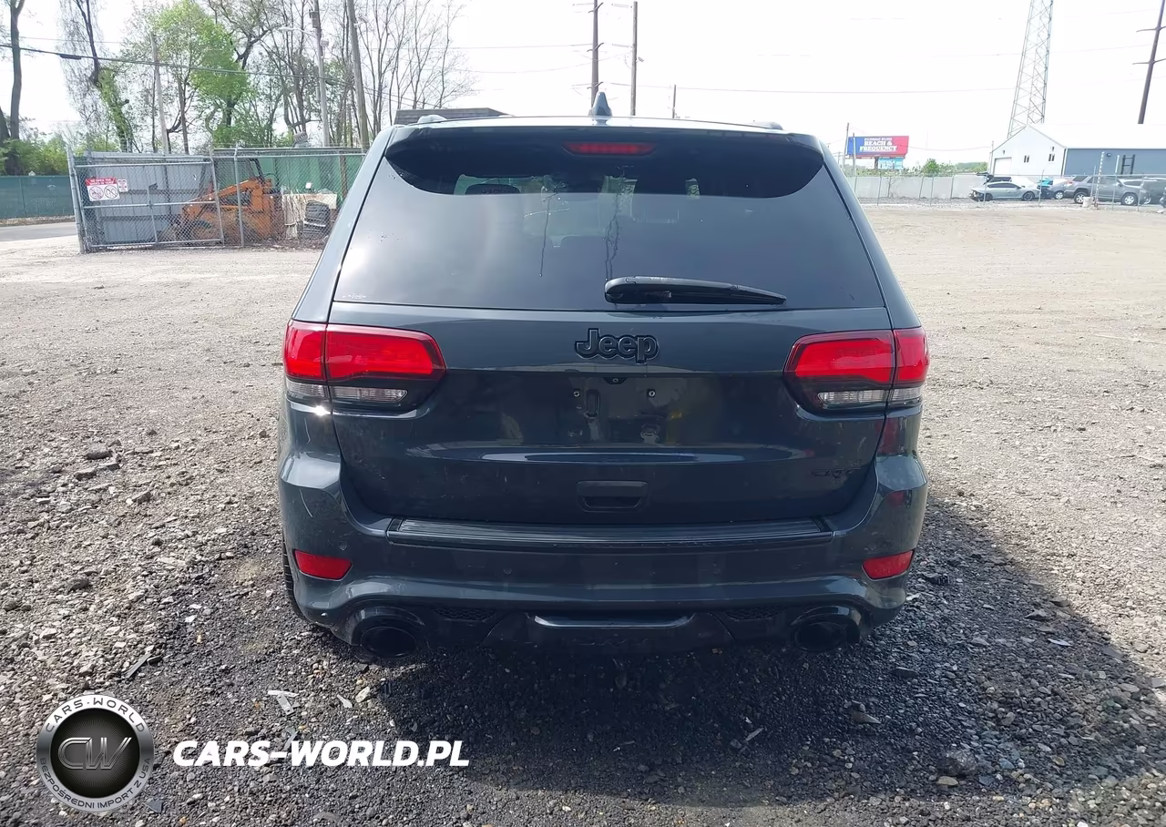 2018 Jeep Grand Cherokee Srt 4X4 VIN:1C4RJFDJ7JC382361 - 17