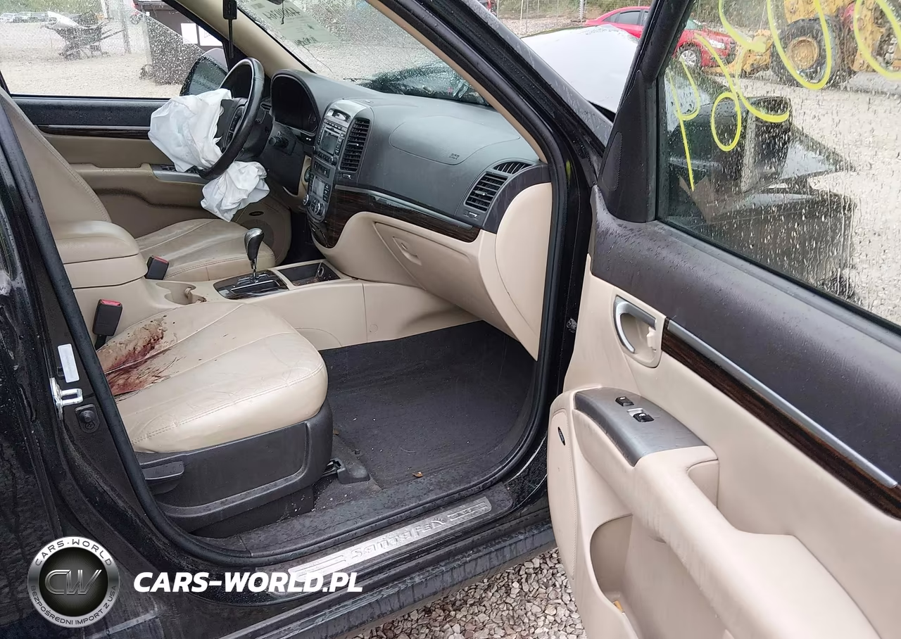 2012 Hyundai Santa Fe Limited V6 VIN:5XYZKDAG5CG109945 - 5