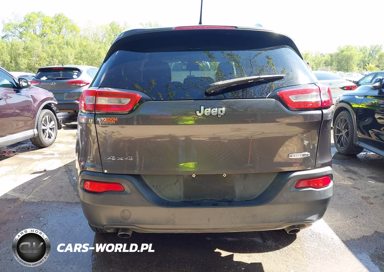 2014 Jeep Cherokee Latitude VIN:1C4PJMCS1EW152213 - 17