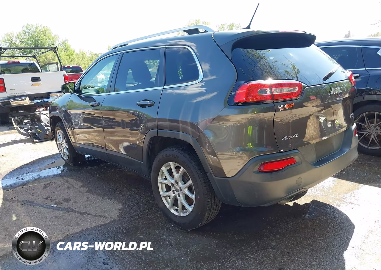 2014 Jeep Cherokee Latitude VIN:1C4PJMCS1EW152213 - 3