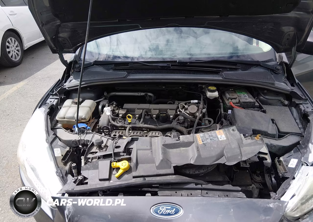 2018 Ford Focus S VIN:1FADP3E23JL322615 - 10