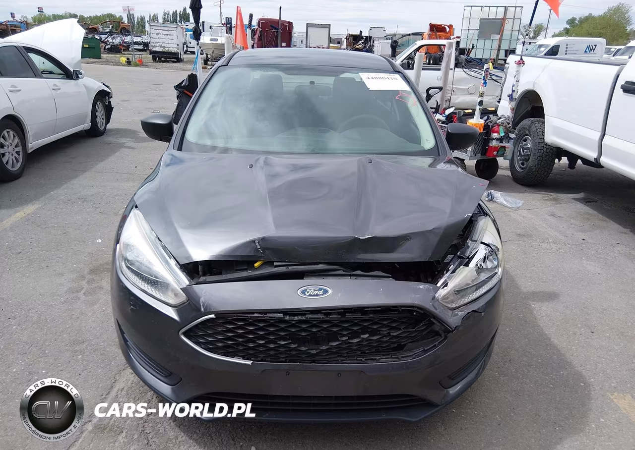 2018 Ford Focus S VIN:1FADP3E23JL322615 - 12