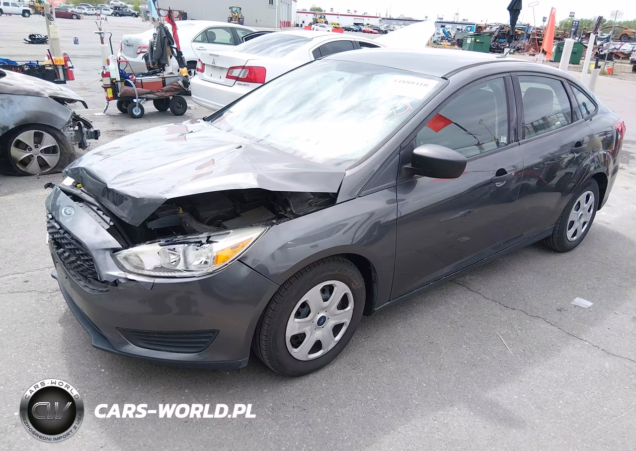2018 Ford Focus S VIN:1FADP3E23JL322615 - 2