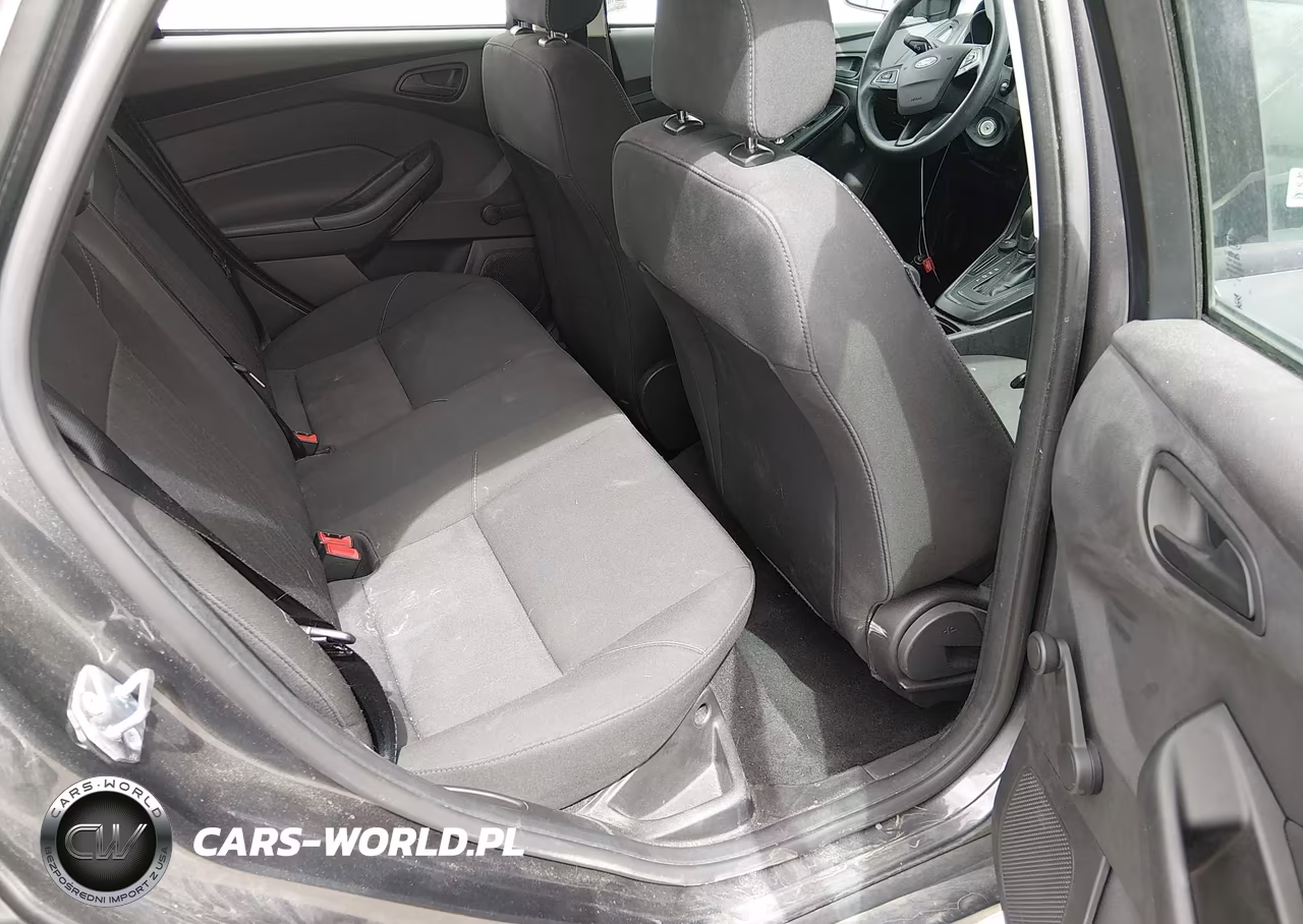 2018 Ford Focus S VIN:1FADP3E23JL322615 - 8