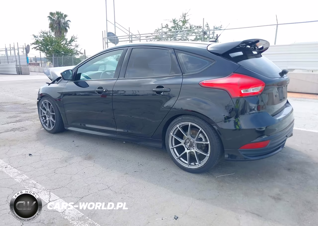 2016 Ford Focus St VIN:1FADP3L97GL221618 - 3