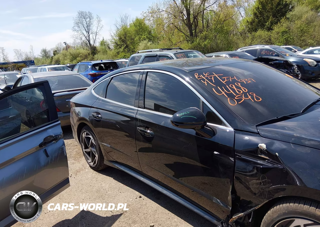 2026 Hyundai Sonata Sel Sport VIN:KMHL64JA9TA551189 - 13