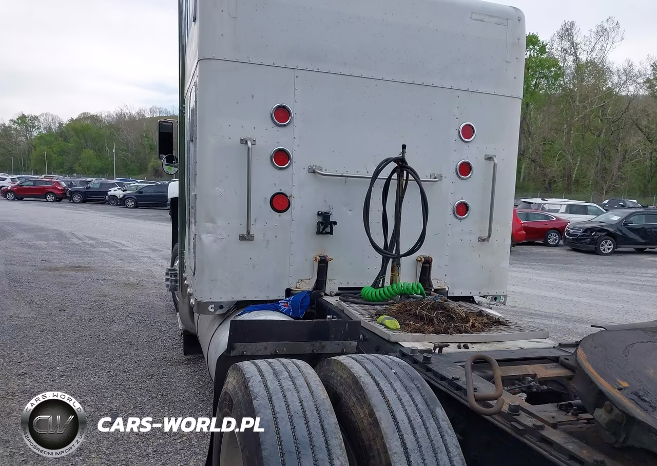1996 Peterbilt 379 VIN:1XP5DR9X9TN414446 - 3