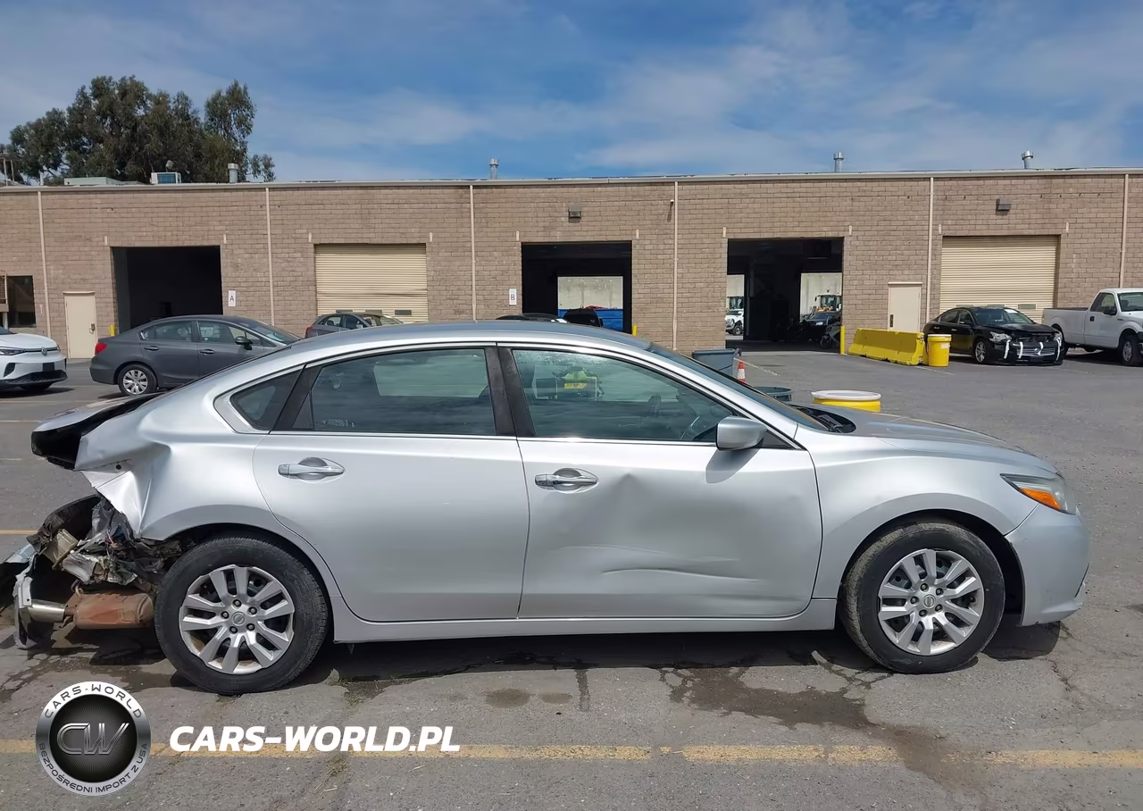 2017 Nissan Altima 2.5 S VIN:1N4AL3AP5HC293869 - 13