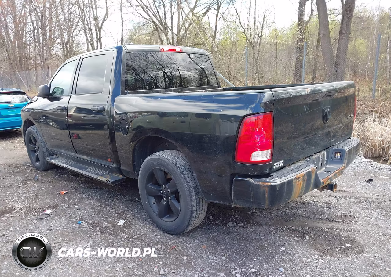 2017 Ram 1500 Express 4X4 5'7 Box VIN:1C6RR7KGXHS829035 - 3
