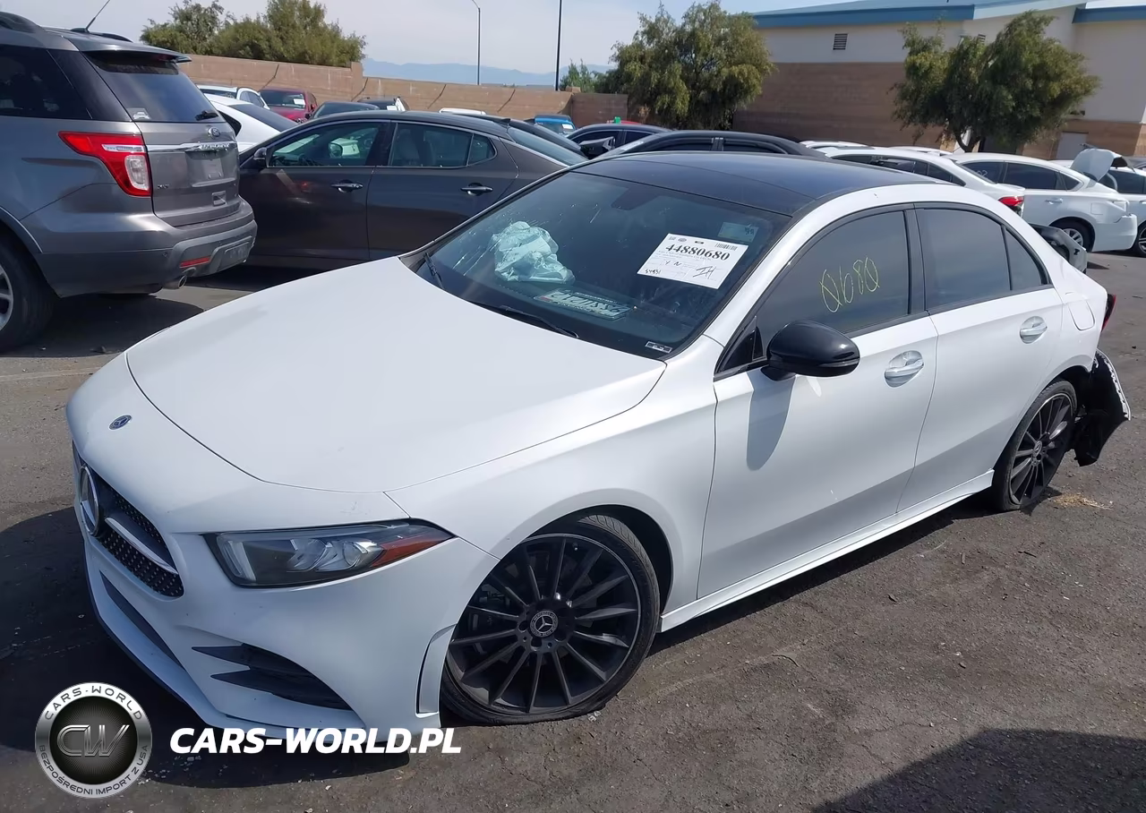 2020 Mercedes-Benz A 220 VIN:W1K3G4EB7LJ233338 - 2