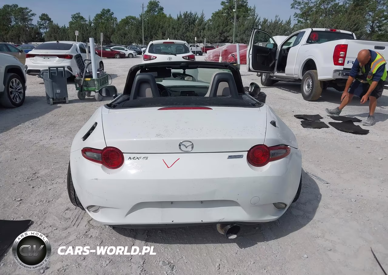 2016 Mazda Mx-5 Miata Sport VIN:JM1NDAB72G0105689 - 17