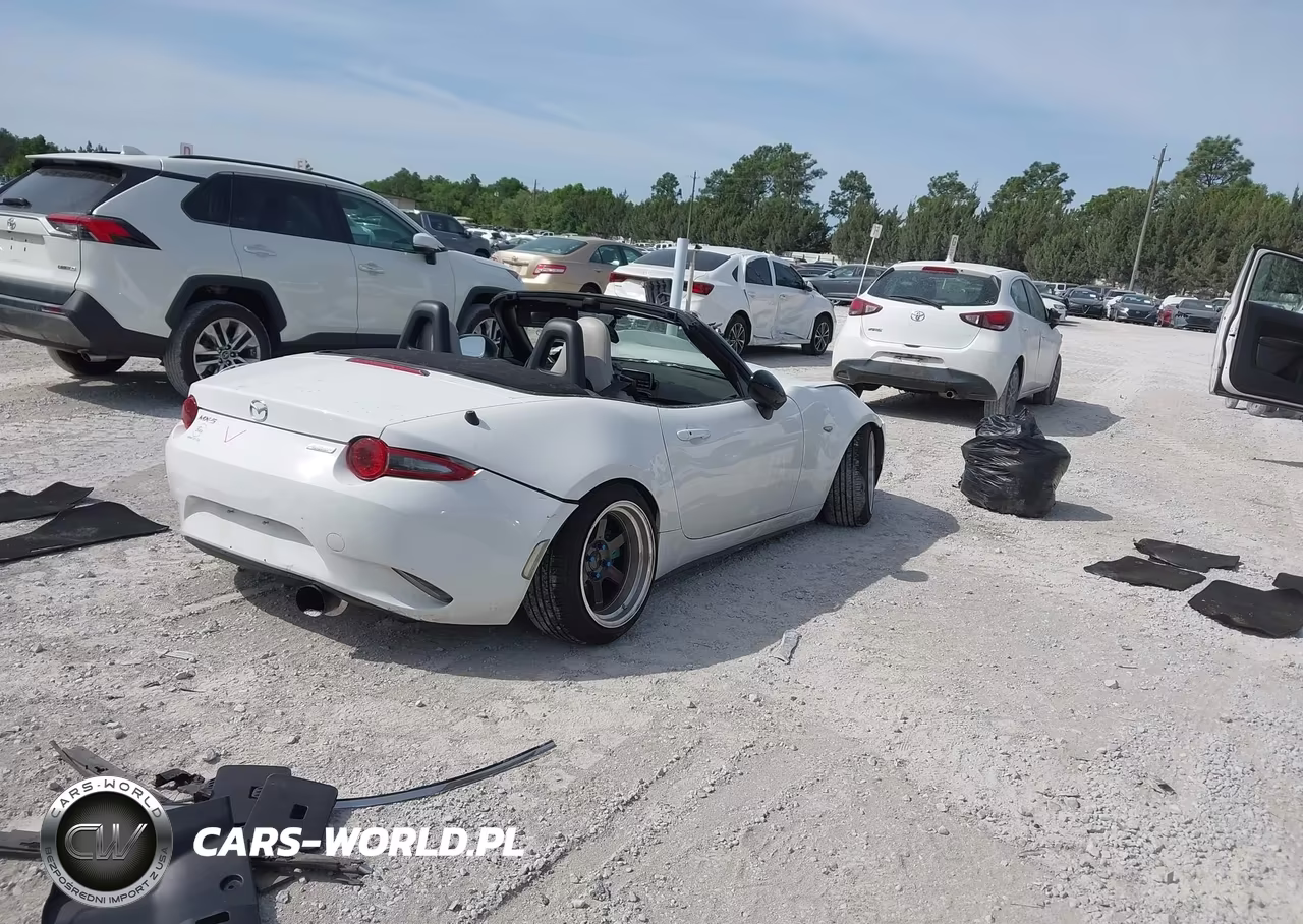 2016 Mazda Mx-5 Miata Sport VIN:JM1NDAB72G0105689 - 4
