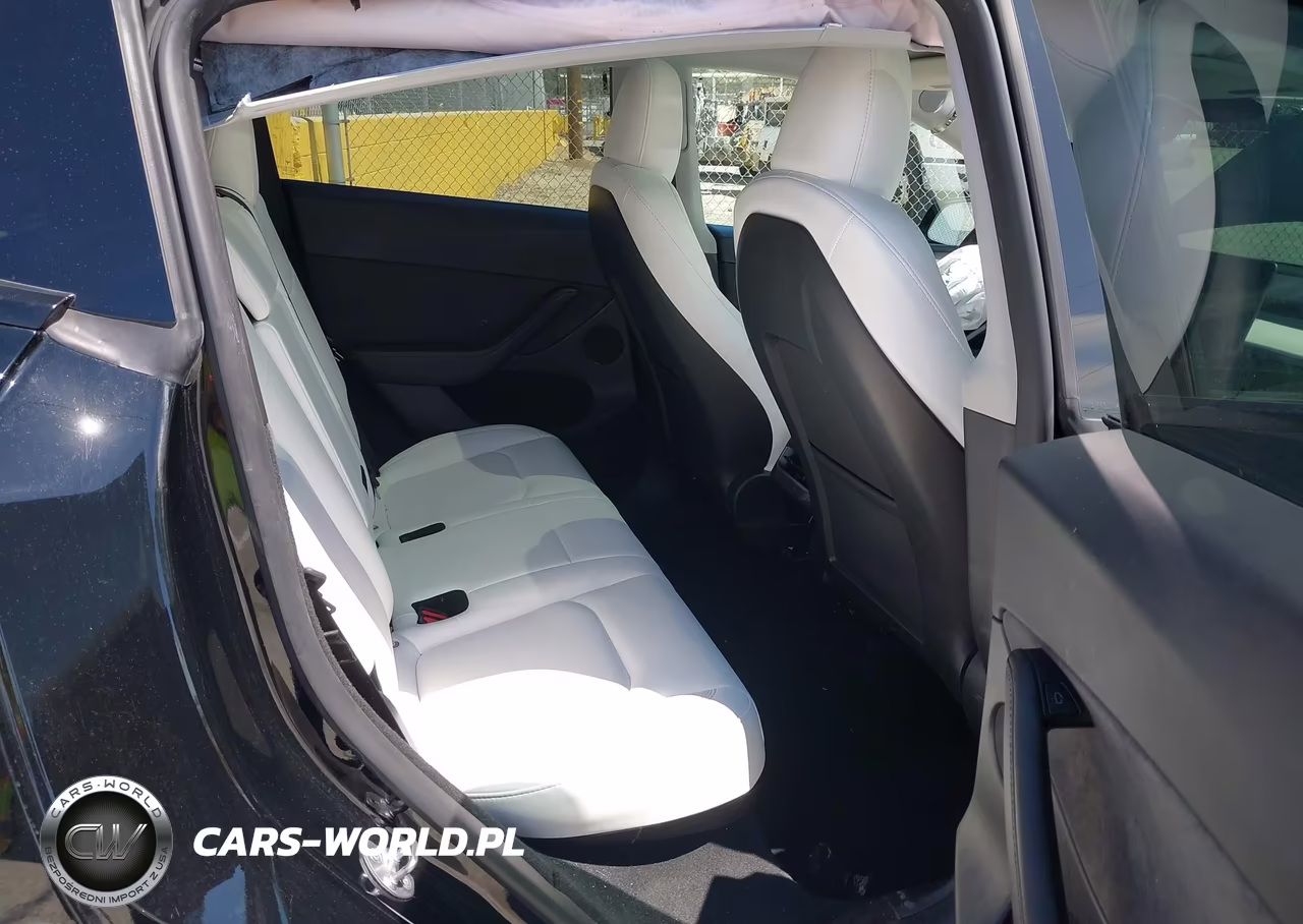 2024 Tesla Model Y Long Range Single Motor Rear-Wheel Drive-Rwd VIN:7SAYGDED9RF011422 - 8