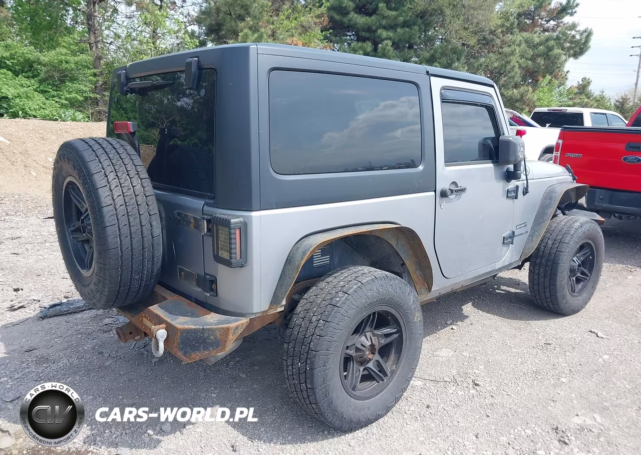 2014 Jeep Wrangler Sport VIN:1C4AJWAG4EL323408 - 4