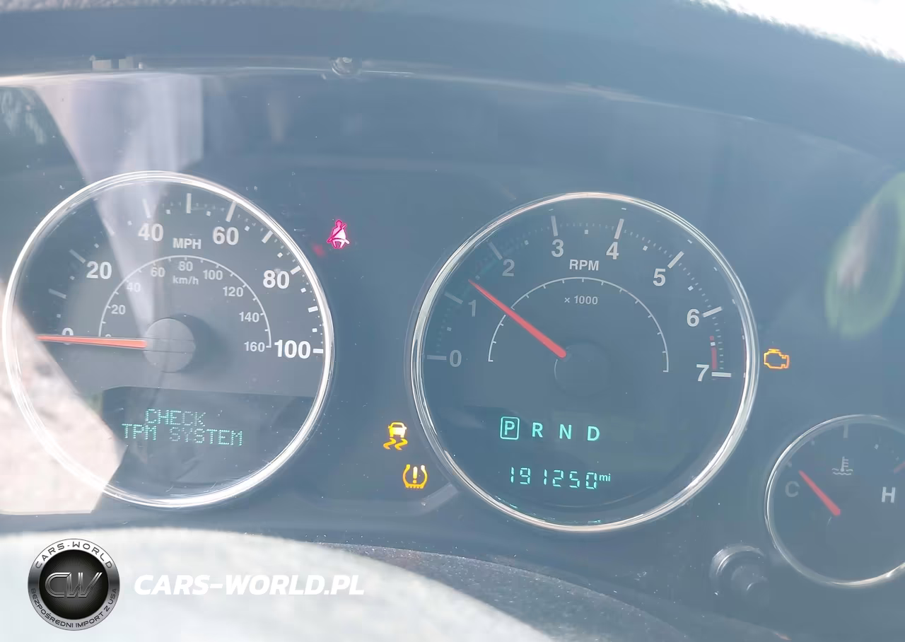 2014 Jeep Wrangler Sport VIN:1C4AJWAG4EL323408 - 7