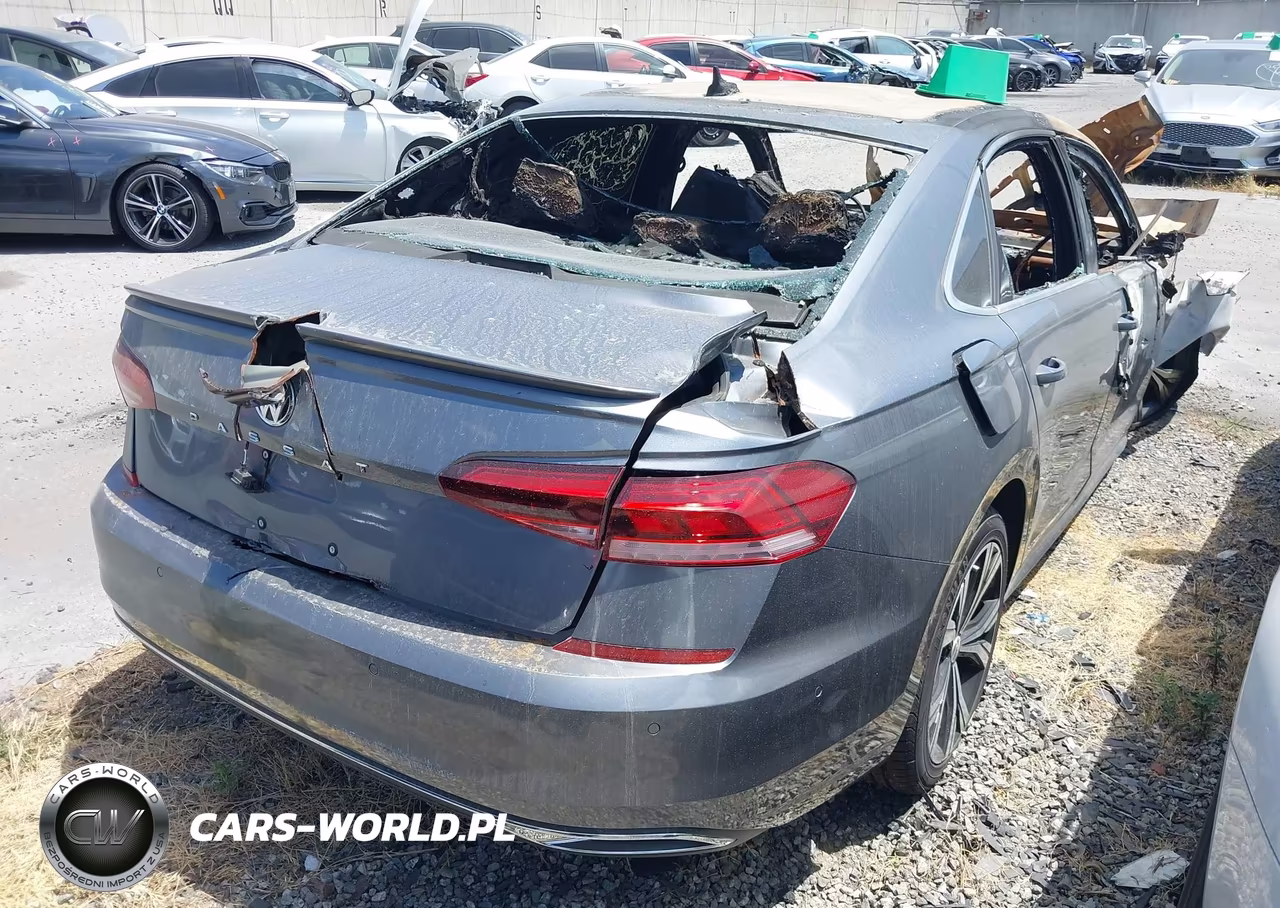 2020 Volkswagen Passat 2.0T Sel VIN:1VWCA7A32LC013277 - 4