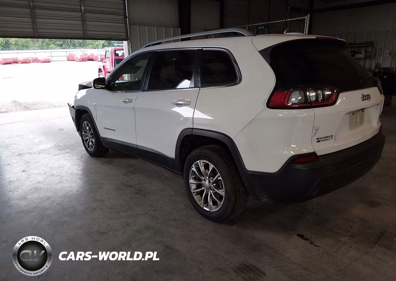 2019 Jeep Cherokee Latitude Plus Fwd VIN:1C4PJLLBXKD151417 - 3