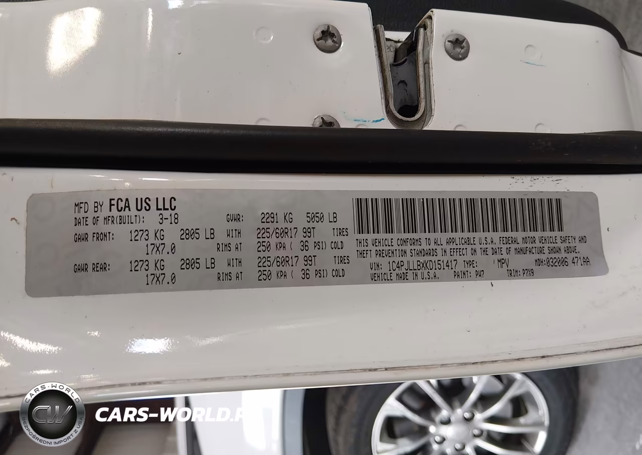 2019 Jeep Cherokee Latitude Plus Fwd VIN:1C4PJLLBXKD151417 - 9