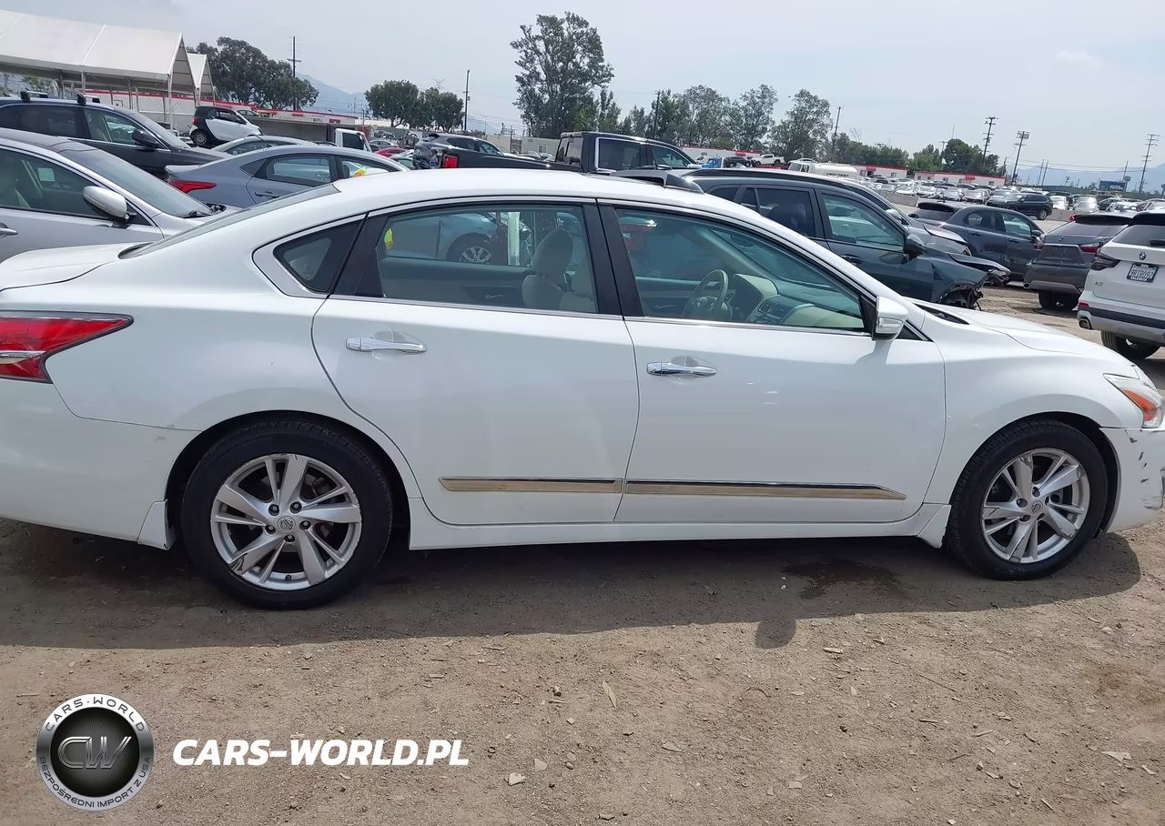 2015 Nissan Altima 2.5 Sv VIN:1N4AL3APXFC293363 - 13