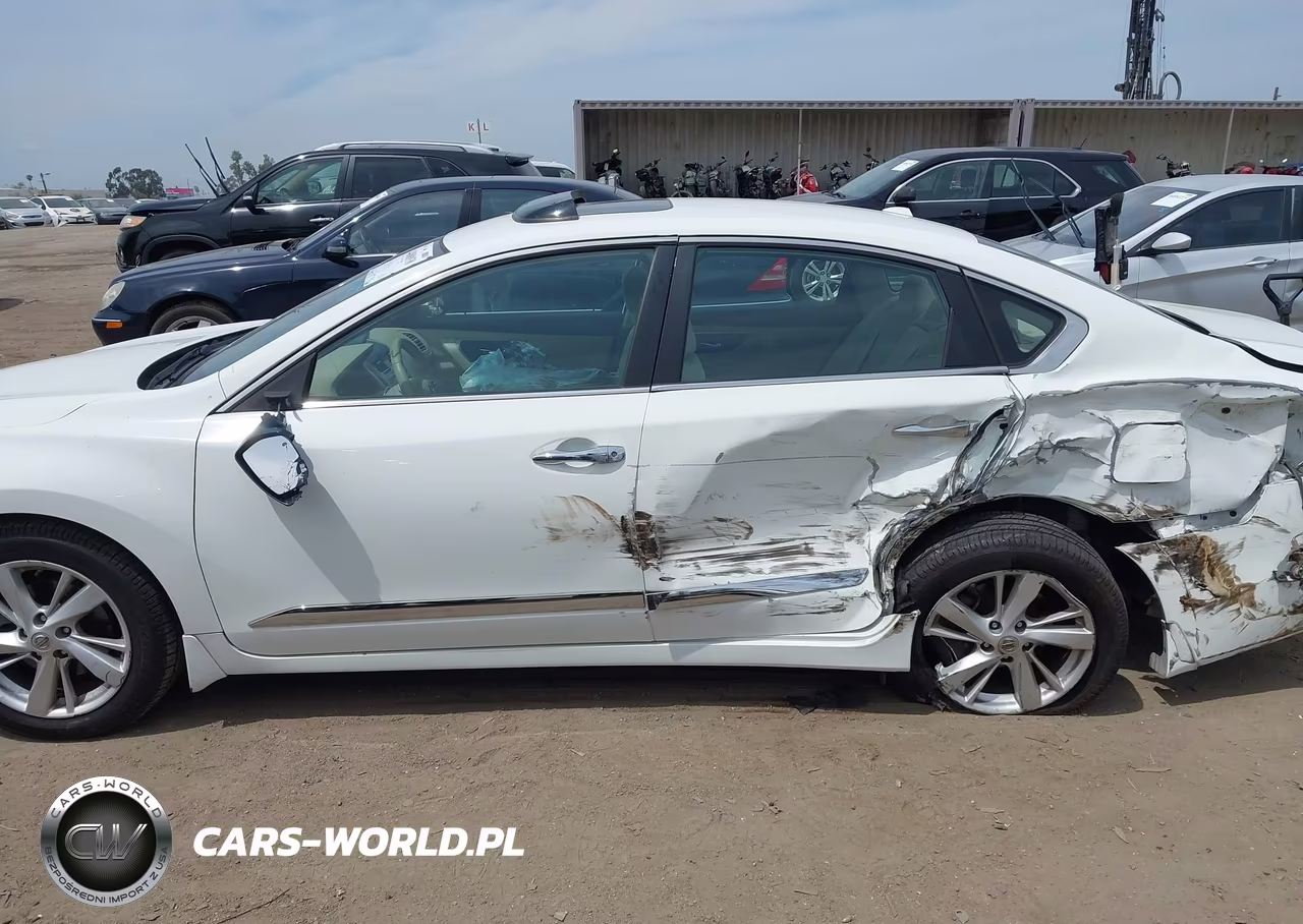 2015 Nissan Altima 2.5 Sv VIN:1N4AL3APXFC293363 - 14