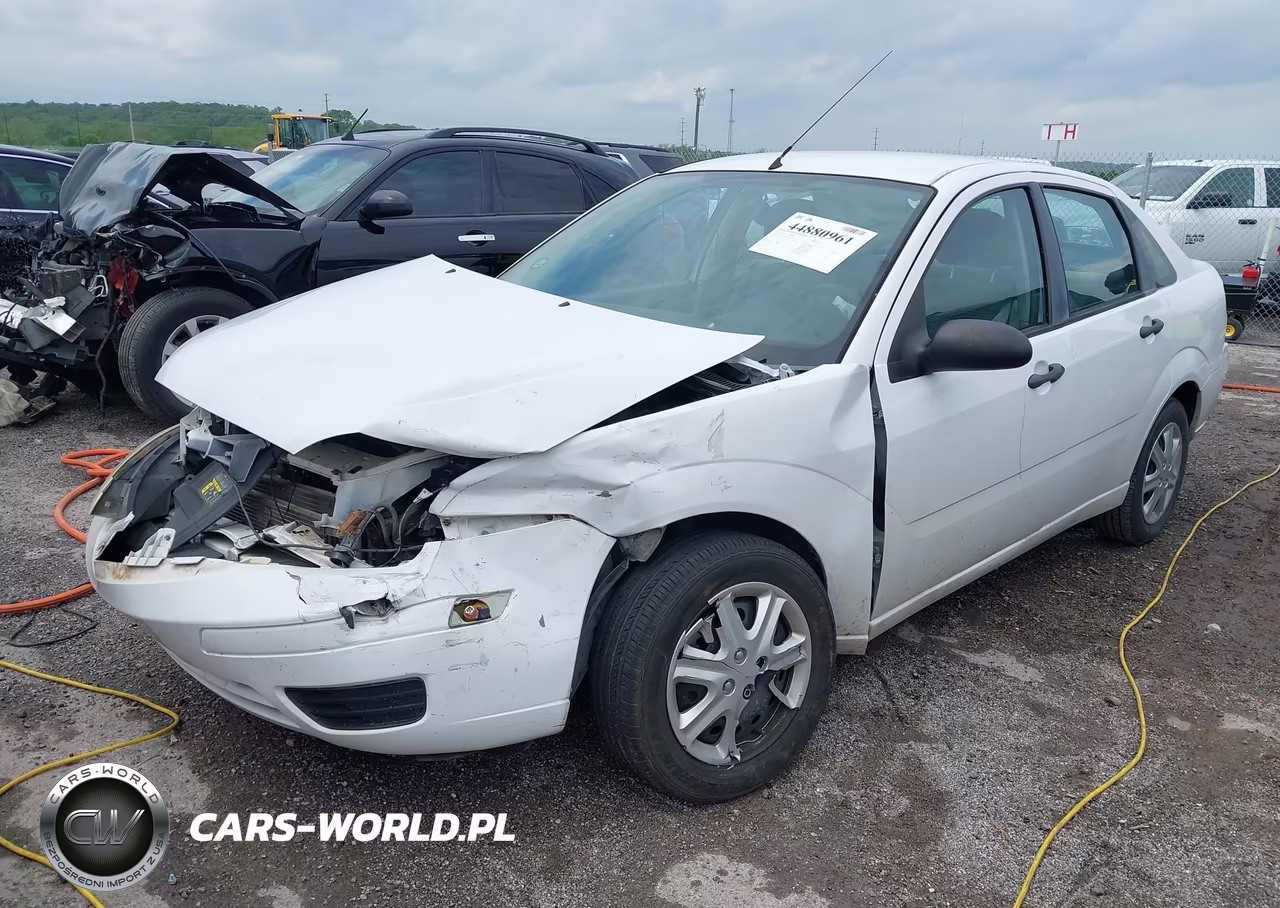 2007 Ford Focus S-Se-Ses VIN:1FAHP34N77W344153 - 2