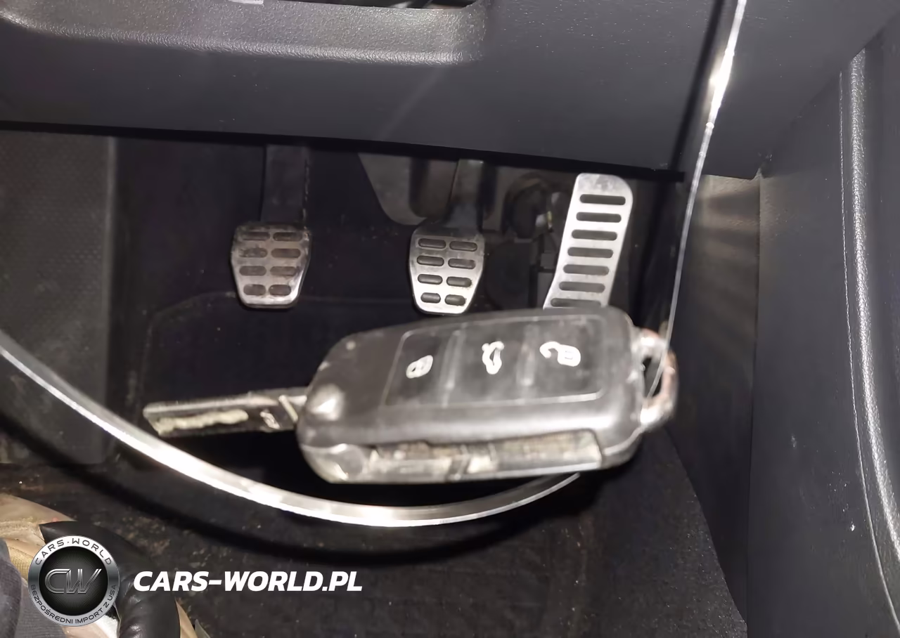 2012 Volkswagen Beetle 2.0T VIN:3VW4A7AT9CM643932 - 11
