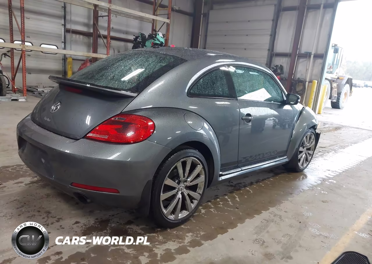 2012 Volkswagen Beetle 2.0T VIN:3VW4A7AT9CM643932 - 4