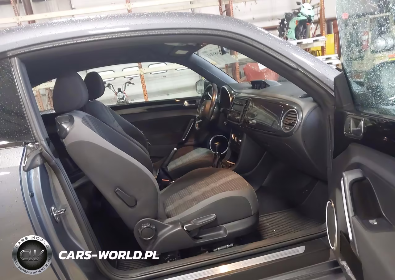 2012 Volkswagen Beetle 2.0T VIN:3VW4A7AT9CM643932 - 5