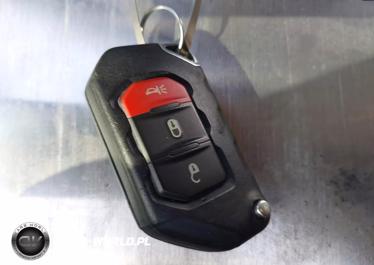 2023 Jeep Wrangler 4-Door Rubicon 4X4 VIN:1C4HJXFN0PW598657 - 11