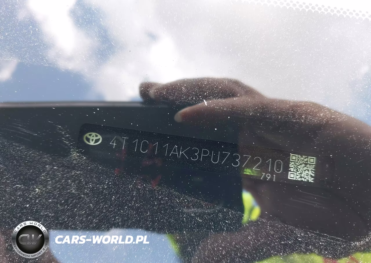 2023 Toyota Camry Le VIN:4T1C11AK3PU737210 - 17