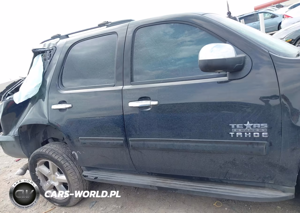 2012 Chevrolet Tahoe Ls VIN:1GNSCAE08CR318132 - 14