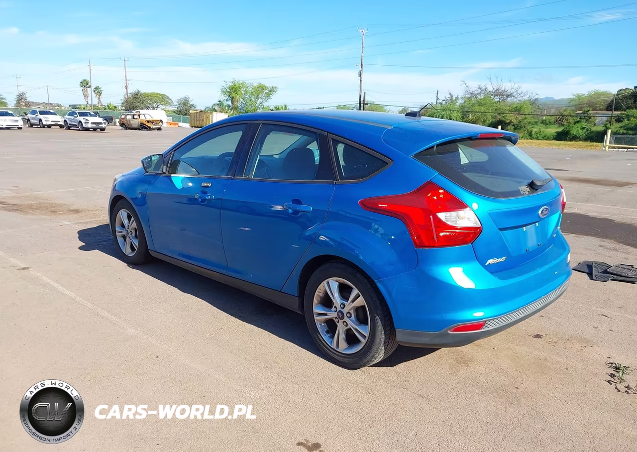2014 Ford Focus Se VIN:1FADP3K24EL112339 - 3