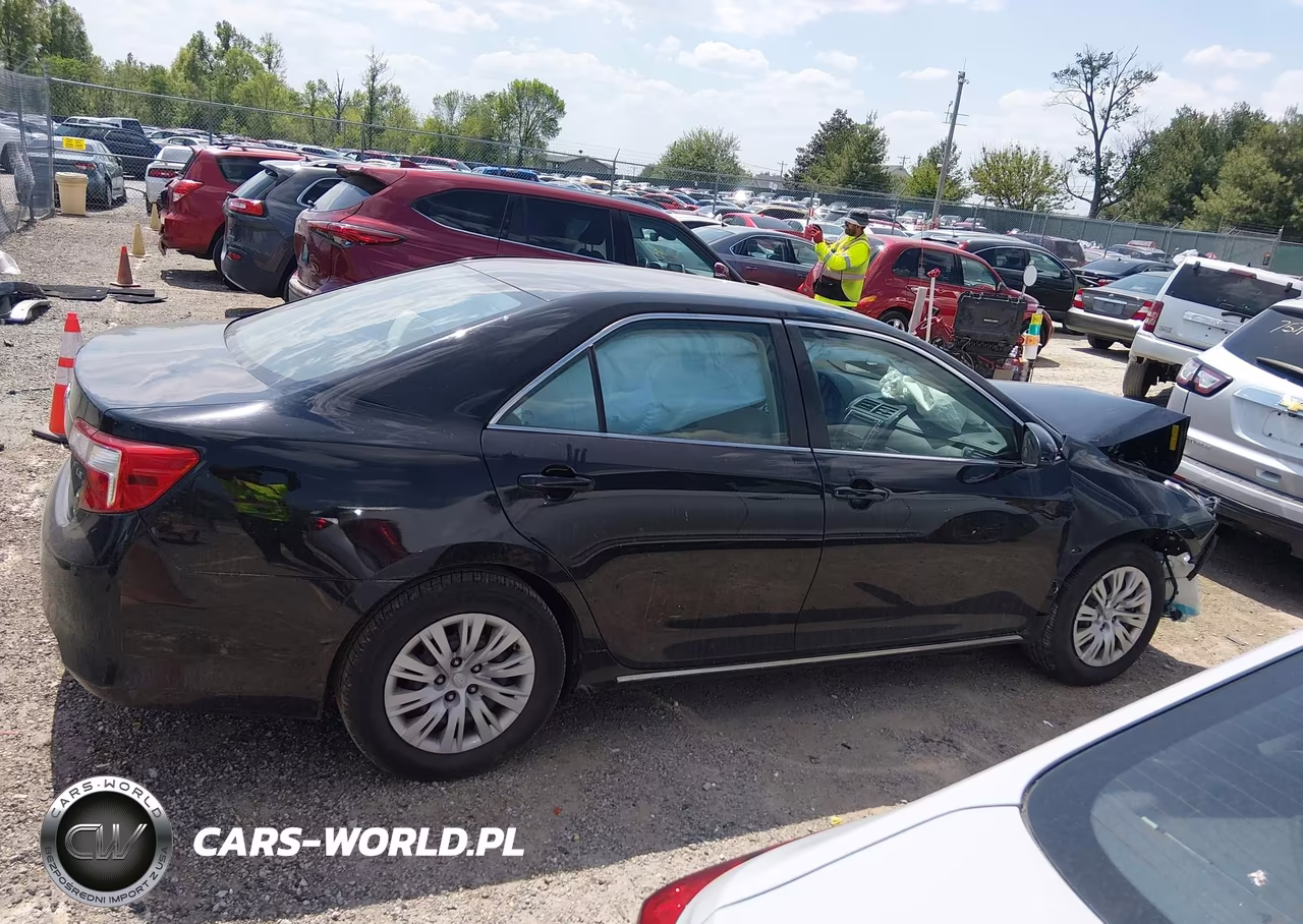 2012 Toyota Camry Le VIN:4T1BF1FK5CU012224 - 13