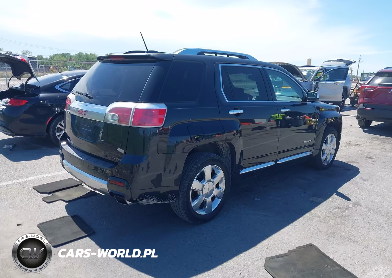 2015 GMC Terrain Denali VIN:2GKFLUE32F6292007 - 4
