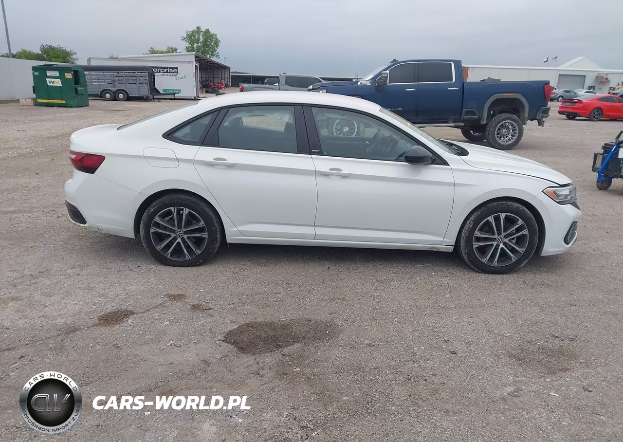 2024 Volkswagen Jetta 1.5T Sport VIN:3VWBM7BUXRM082140 - 13