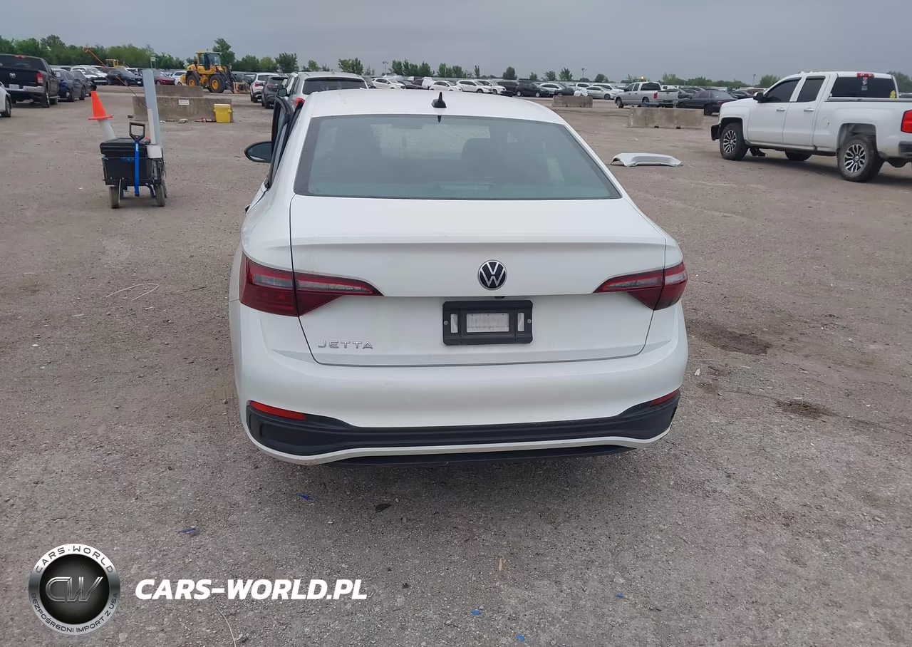 2024 Volkswagen Jetta 1.5T Sport VIN:3VWBM7BUXRM082140 - 16